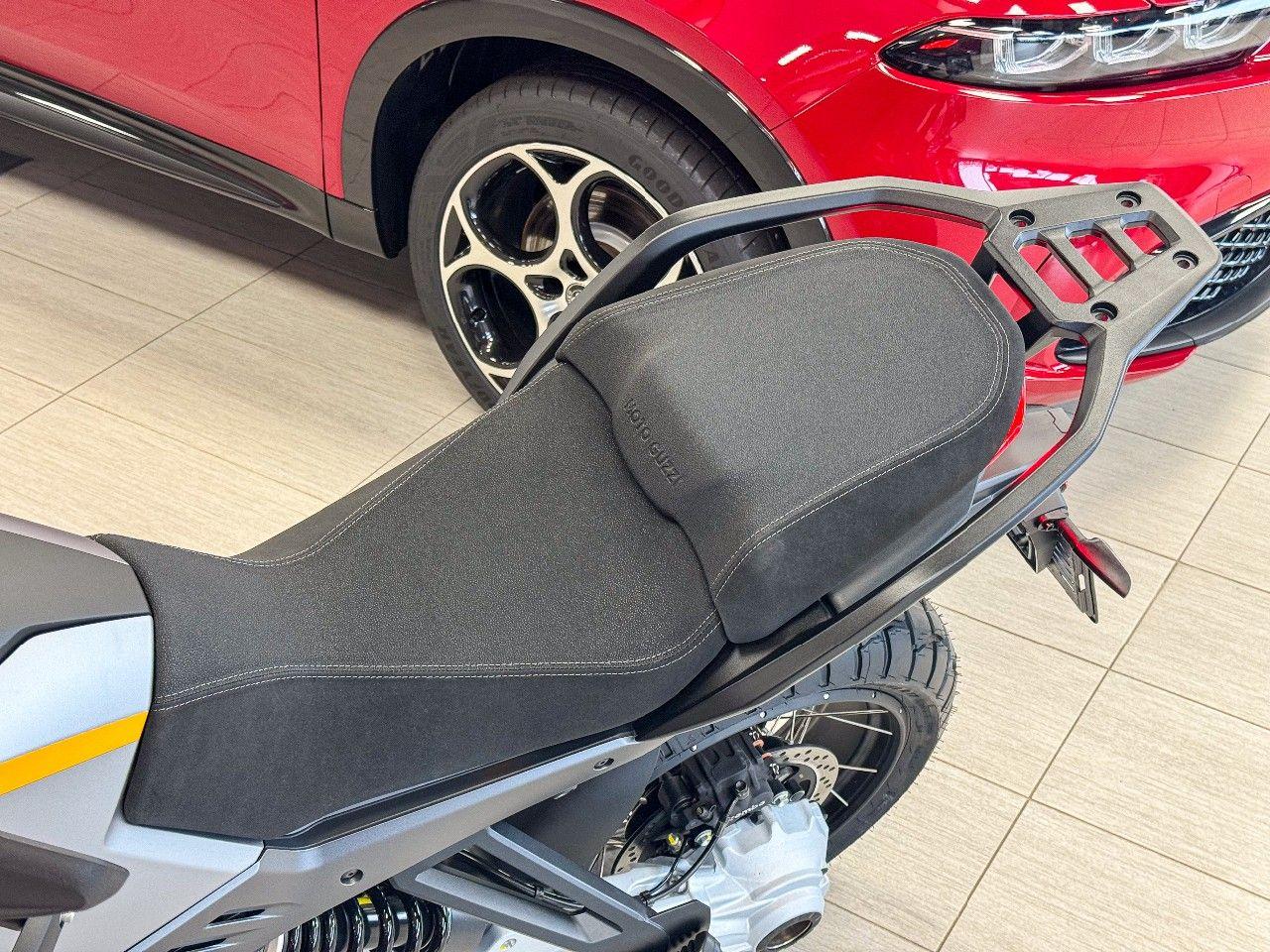 Moto Guzzi V100 STELVIO