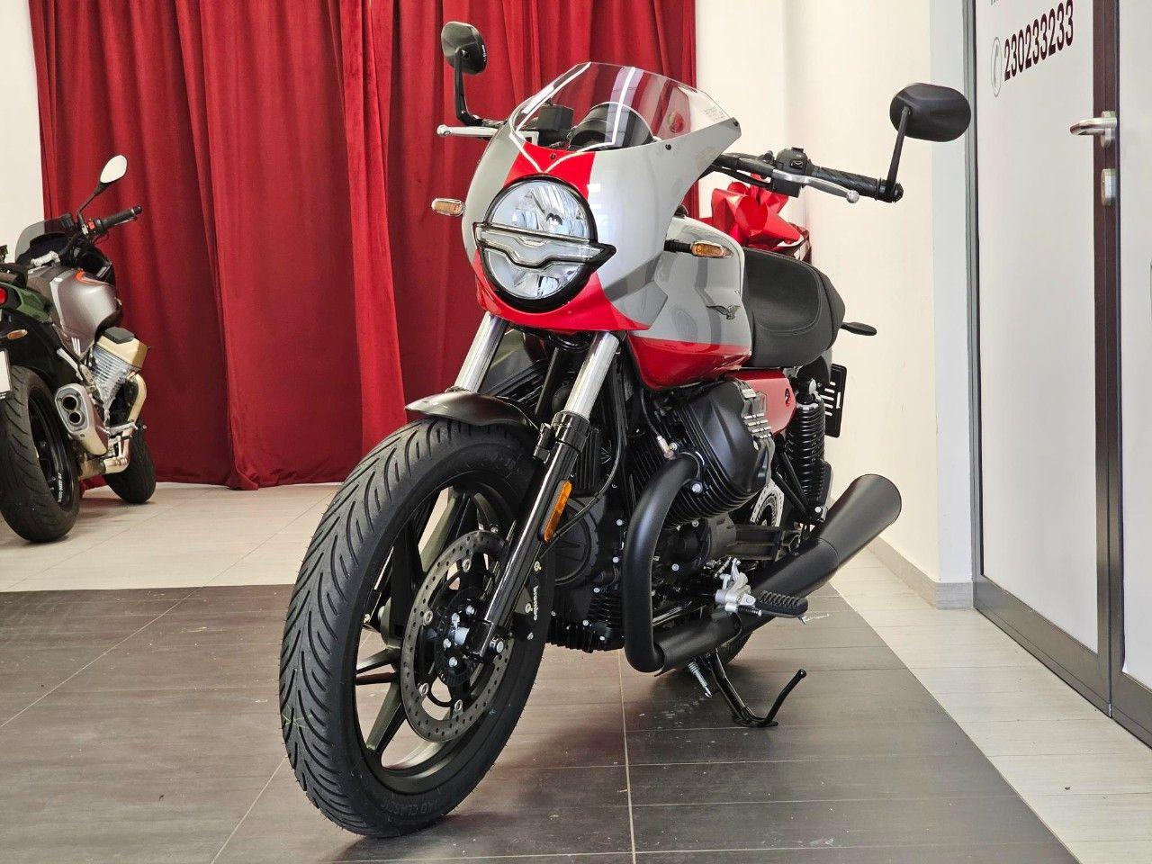 Moto Guzzi V7 850 Corsa