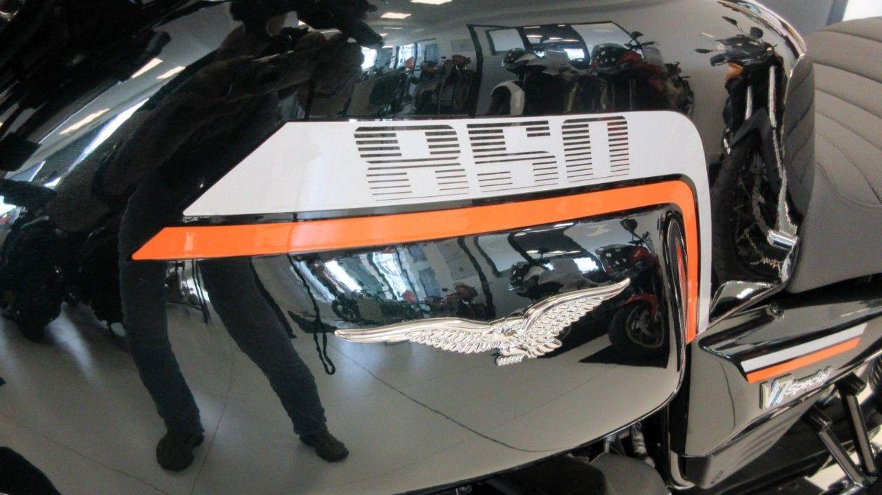 Moto Guzzi V7 850 SPECIAL MY25
