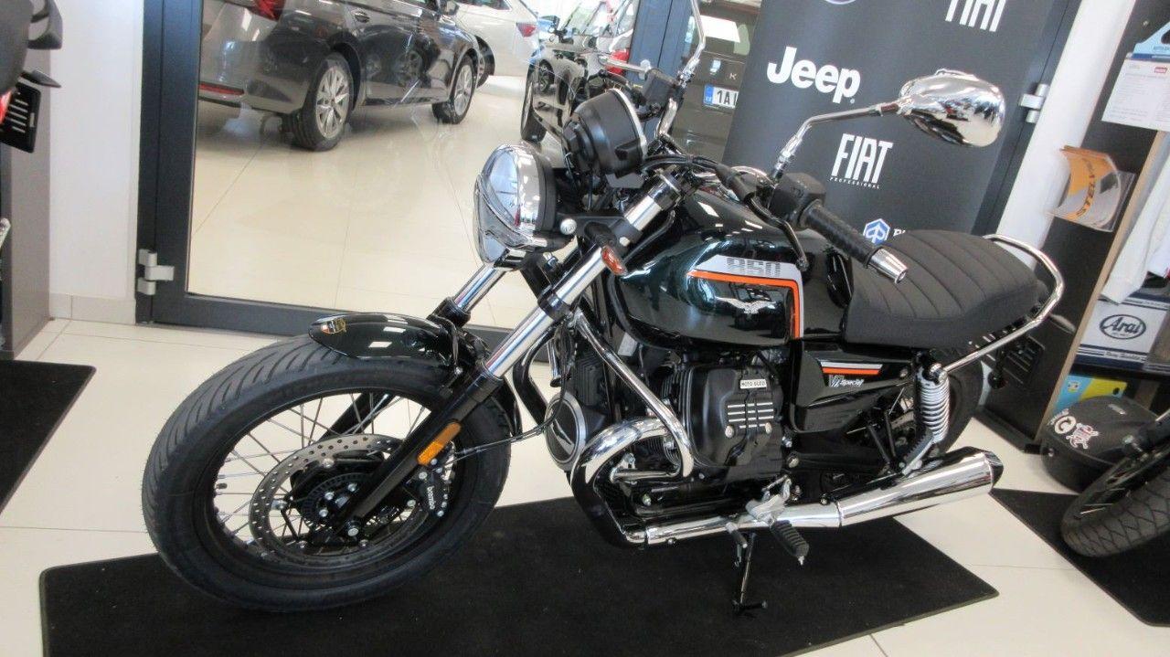 Moto Guzzi V7 850 SPECIAL MY25