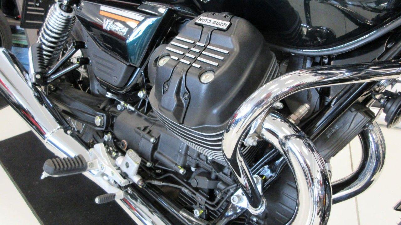 Moto Guzzi V7 850 SPECIAL MY25