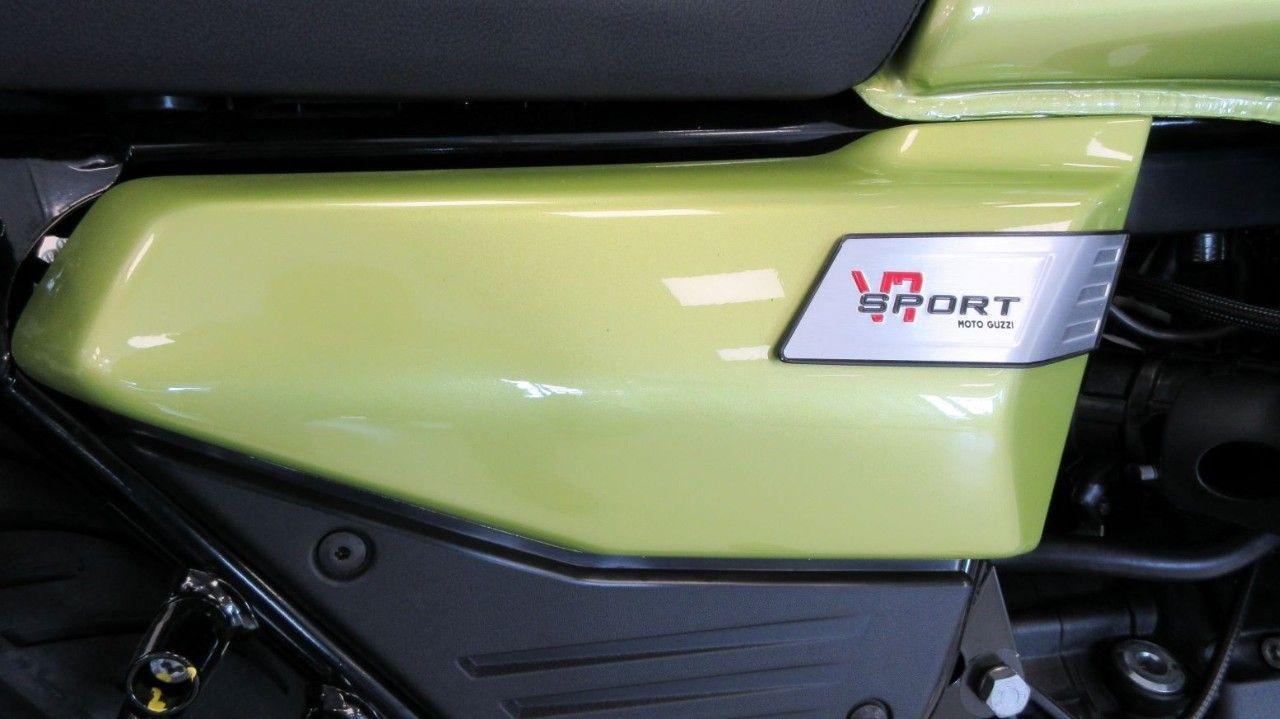 Moto Guzzi V7 850 SPORT