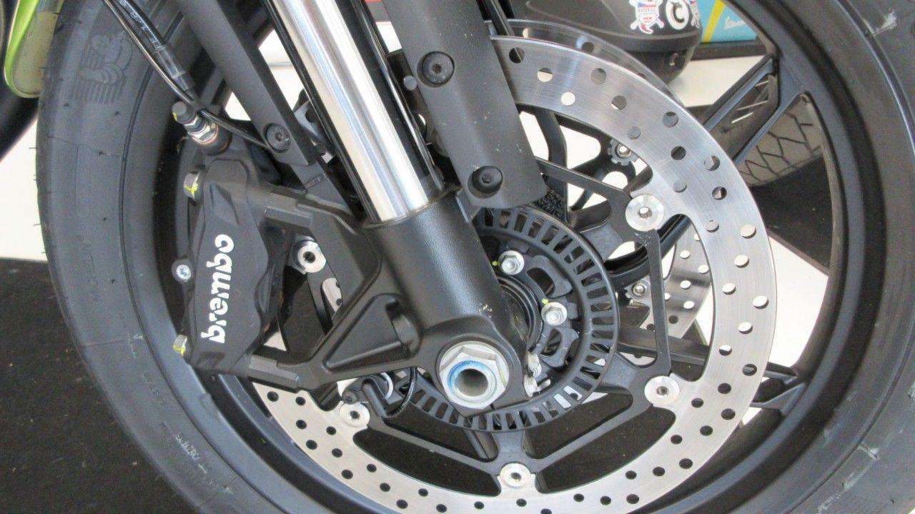 Moto Guzzi V7 850 SPORT