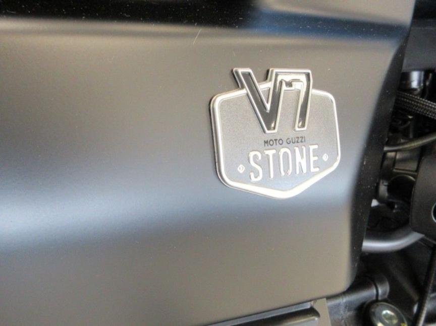 Moto Guzzi V7 850 Stone e5+