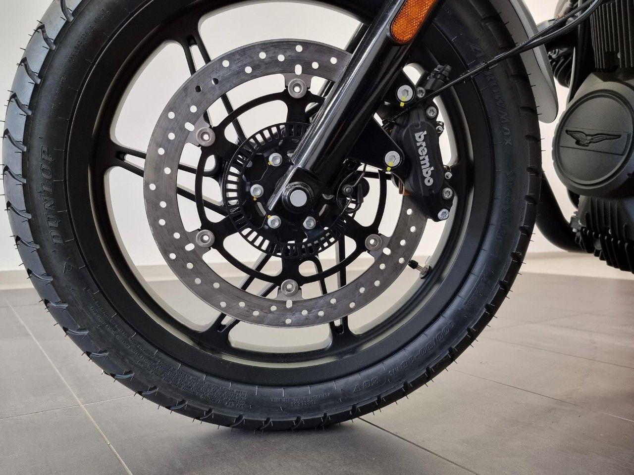 Moto Guzzi V7 850 Stone