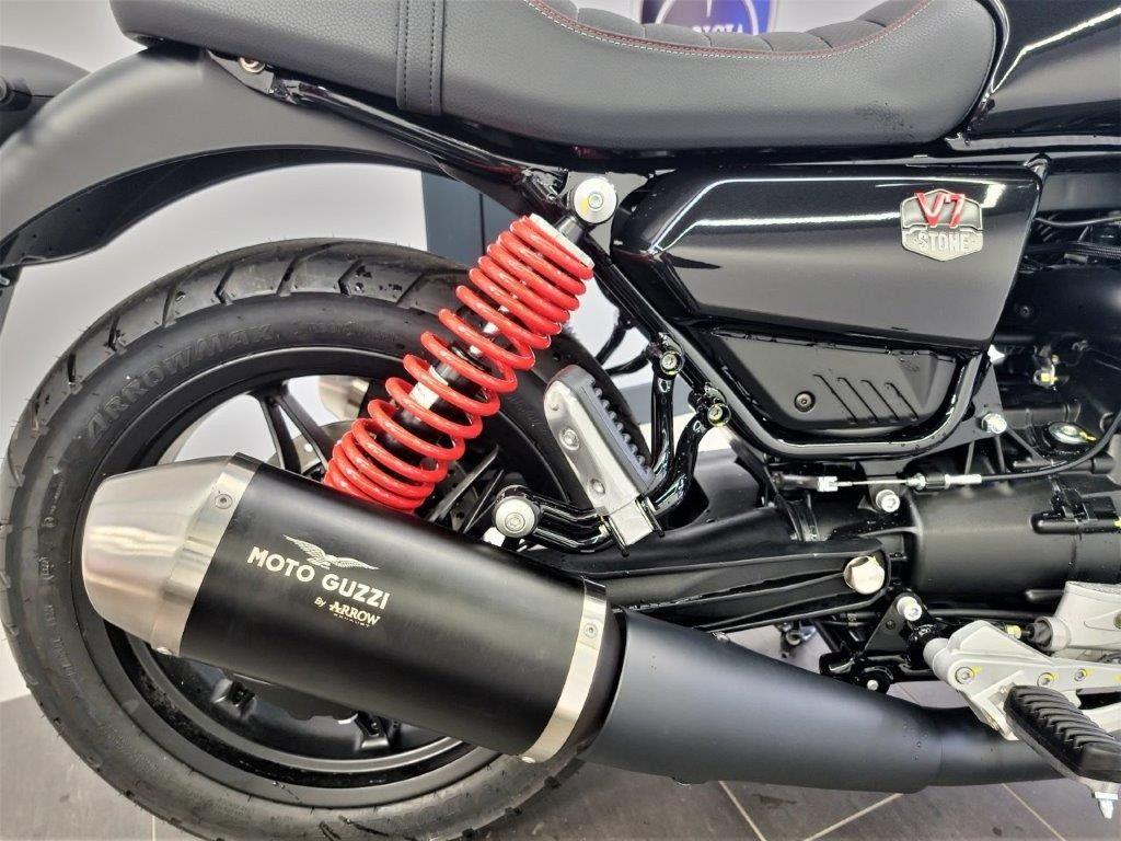 Moto Guzzi V7 Stone Special Edition