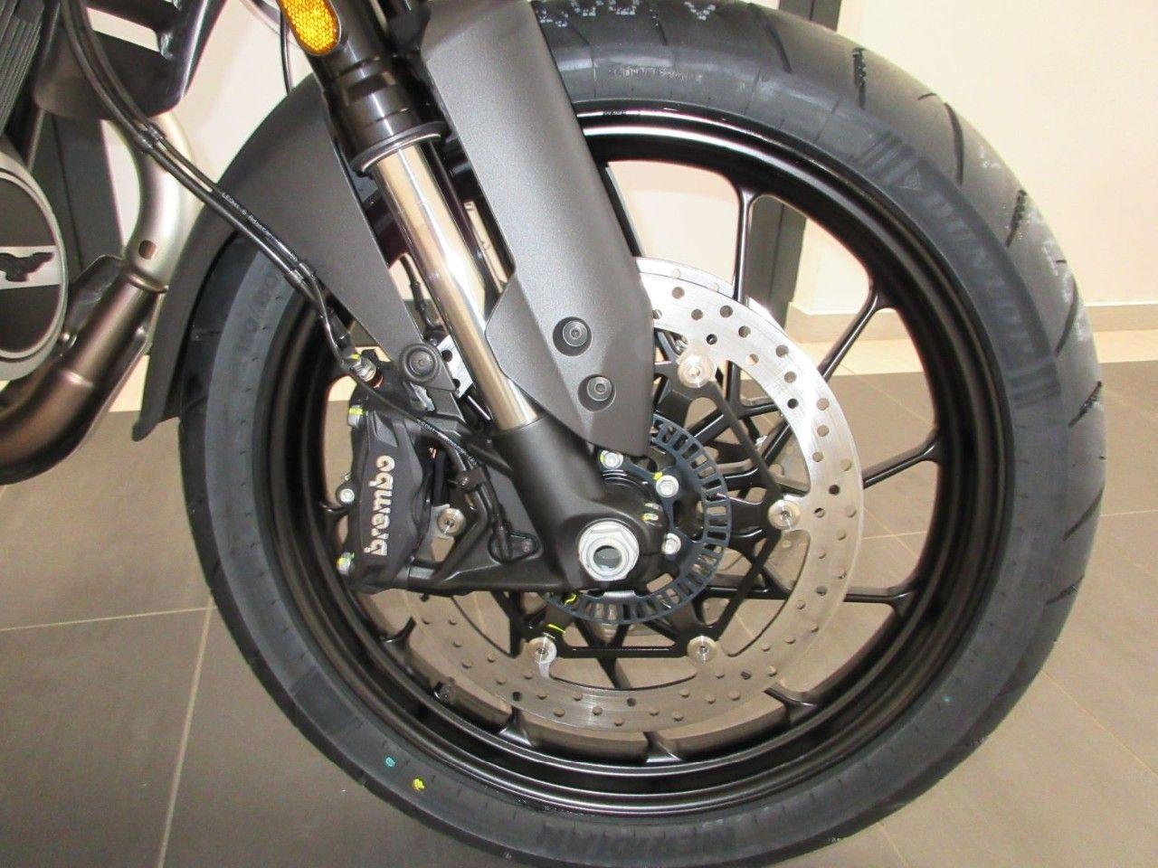 Moto Guzzi V85 Strada E5+
