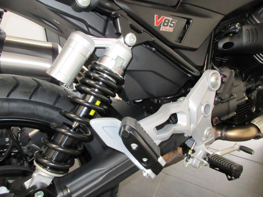 Moto Guzzi V85 Strada E5+