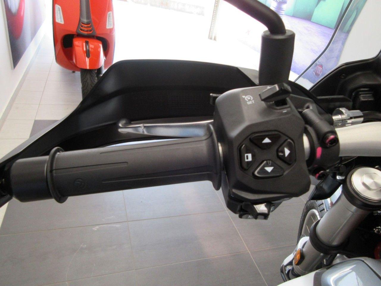 Moto Guzzi V85 TT E5+