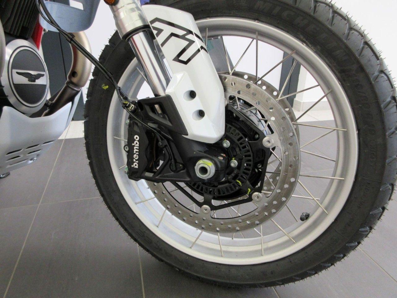 Moto Guzzi V85 TT E5+