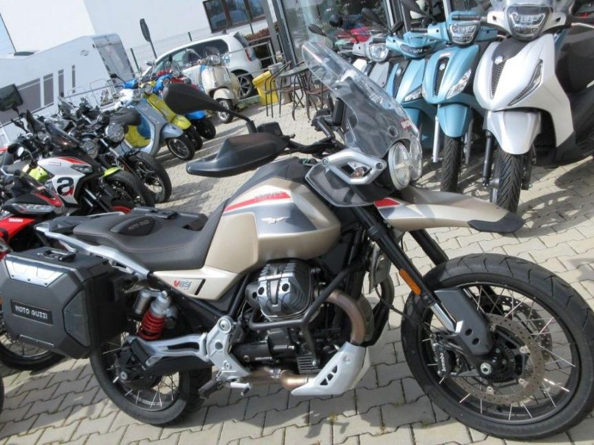 Moto Guzzi V85 TT Travel e5+