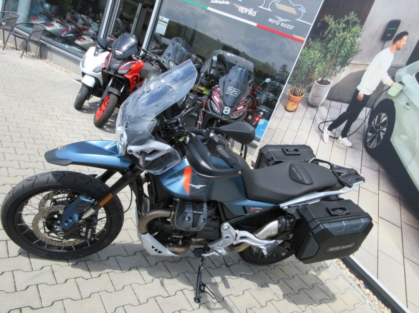 Moto Guzzi V85 TT Travel e5+