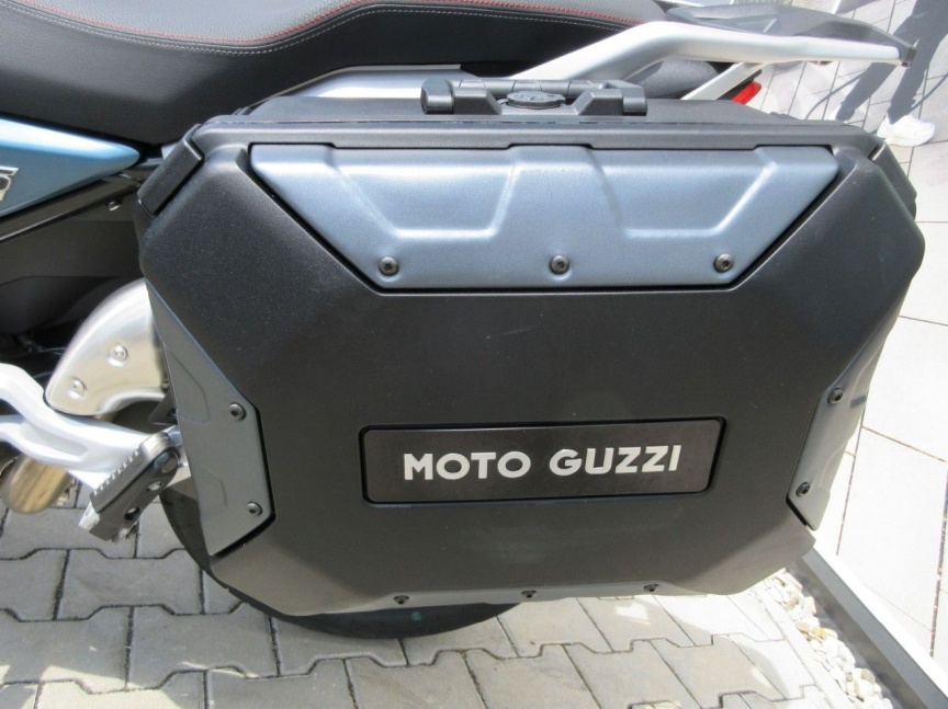 Moto Guzzi V85 TT Travel e5+