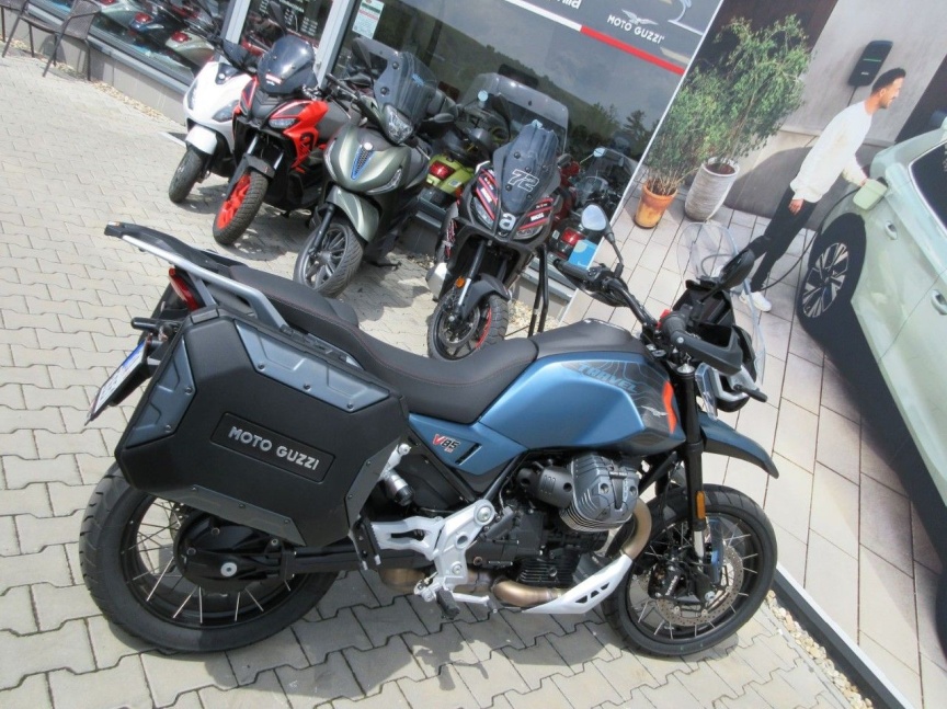 Moto Guzzi V85 TT Travel e5+