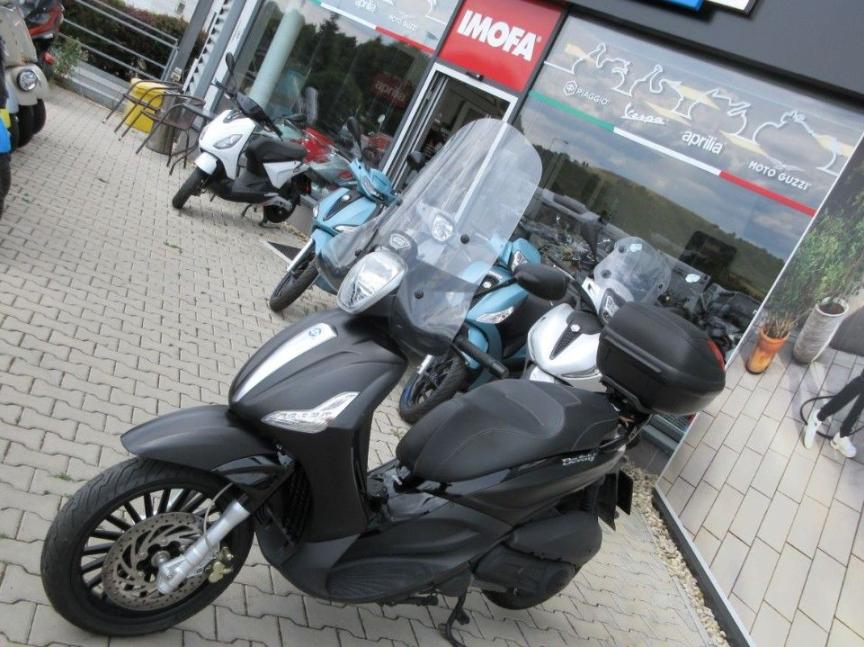 Ostatní Beverly 300