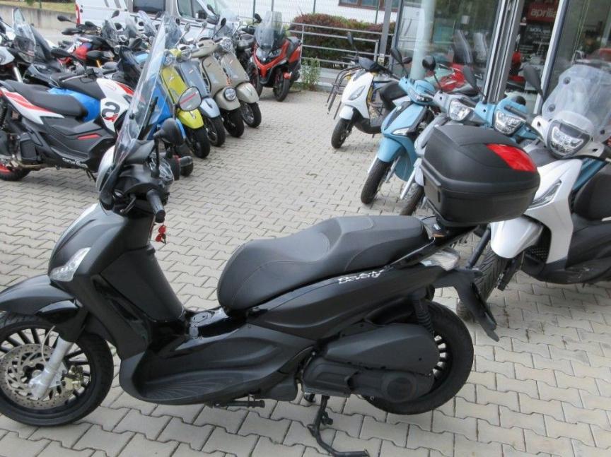 Ostatní Beverly 300