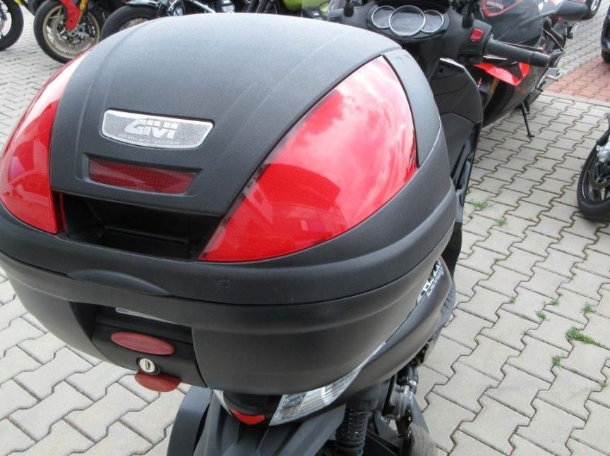 Ostatní Beverly 300
