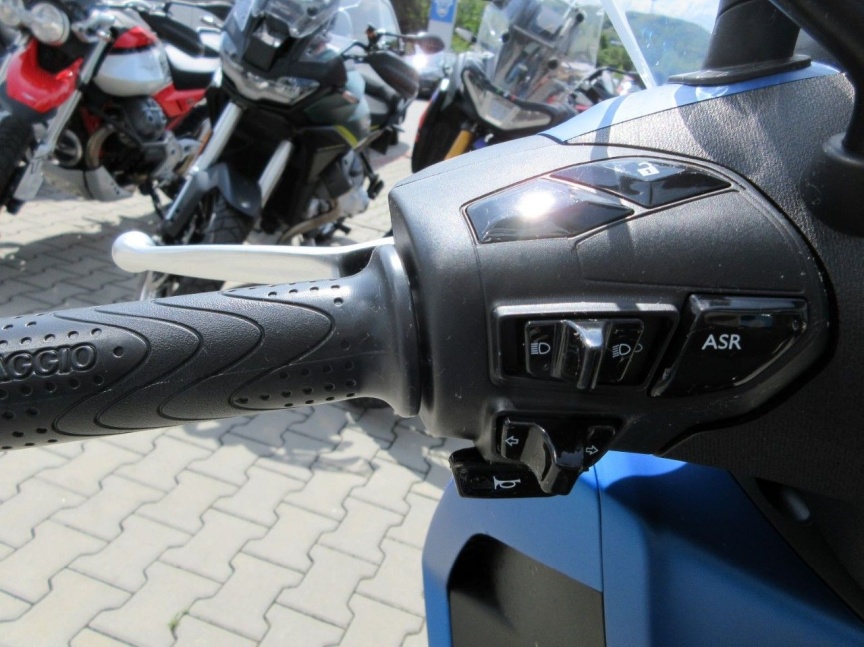 Ostatní Beverly 400 S e5
