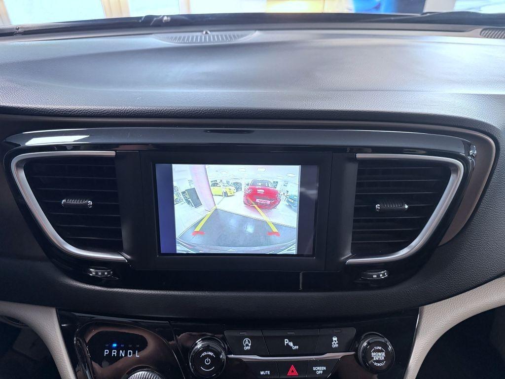 Chrysler Pacifica 3,6L V6 285k Touring L reg. 05/2019
