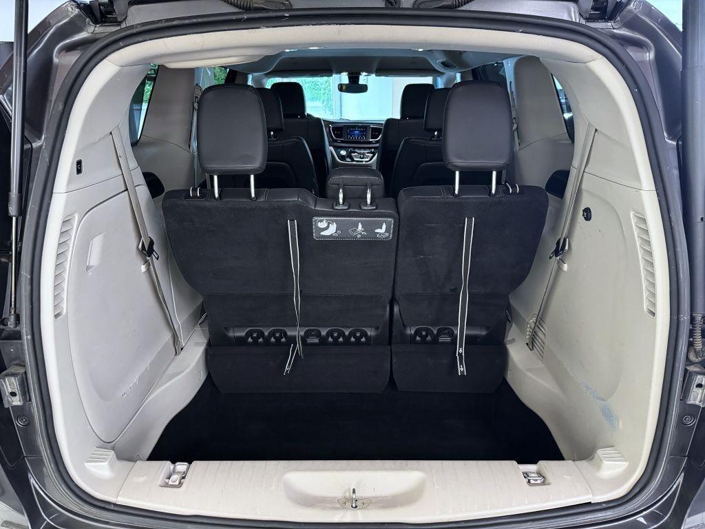 Chrysler Pacifica 3,6L V6 285k Touring L reg. 05/2019