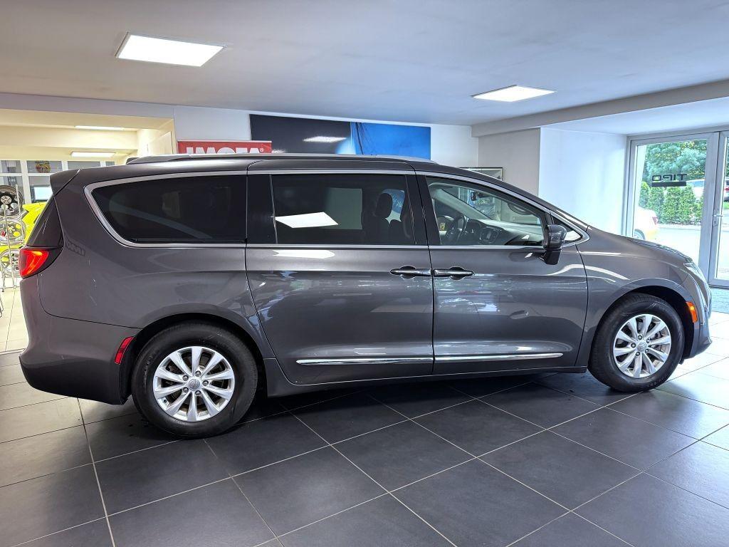 Chrysler Pacifica 3,6L V6 285k Touring L reg. 05/2019