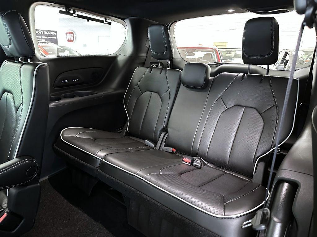 Chrysler Pacifica 3.6L V6 286k AT9 ZF 4x4 Limited S Appearance, reg. 01/2022