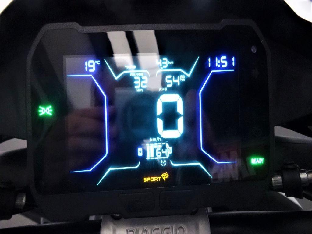 Piaggio 1 Active