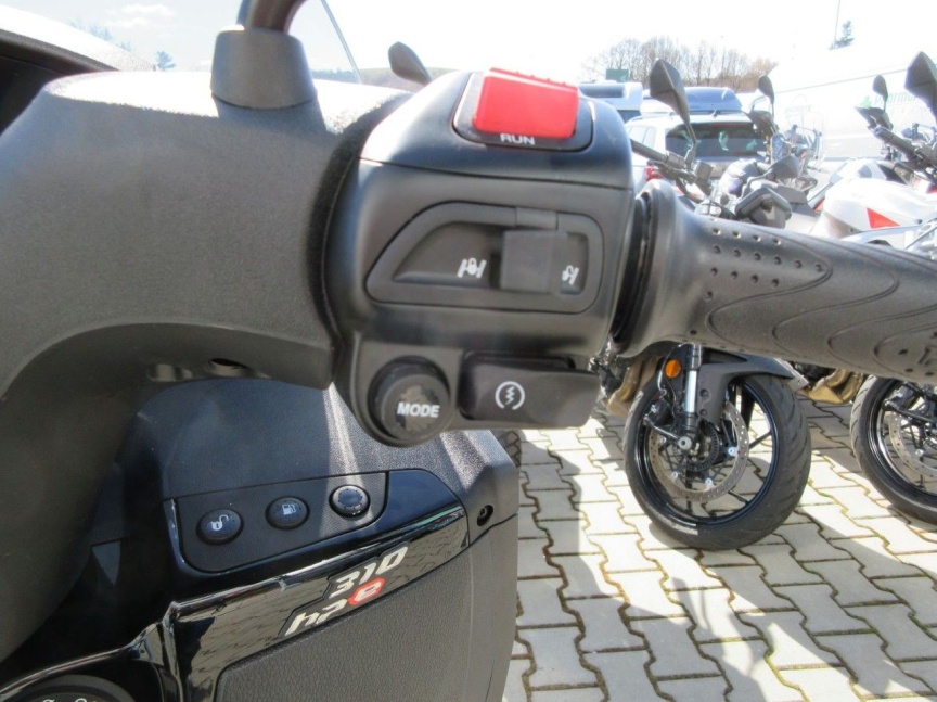 Piaggio MP3 310 S e5+