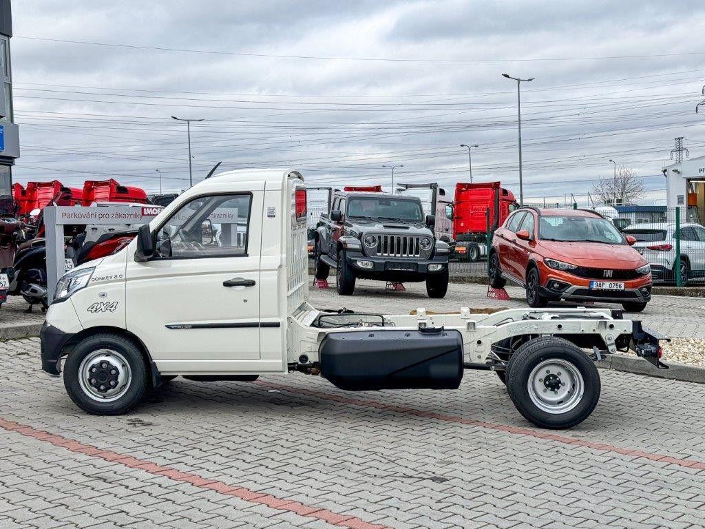 Piaggio Commercial Porter NP6 NP6 1.5 BA/LPG 4X4 Podvozek/2 LR TOP *433*
