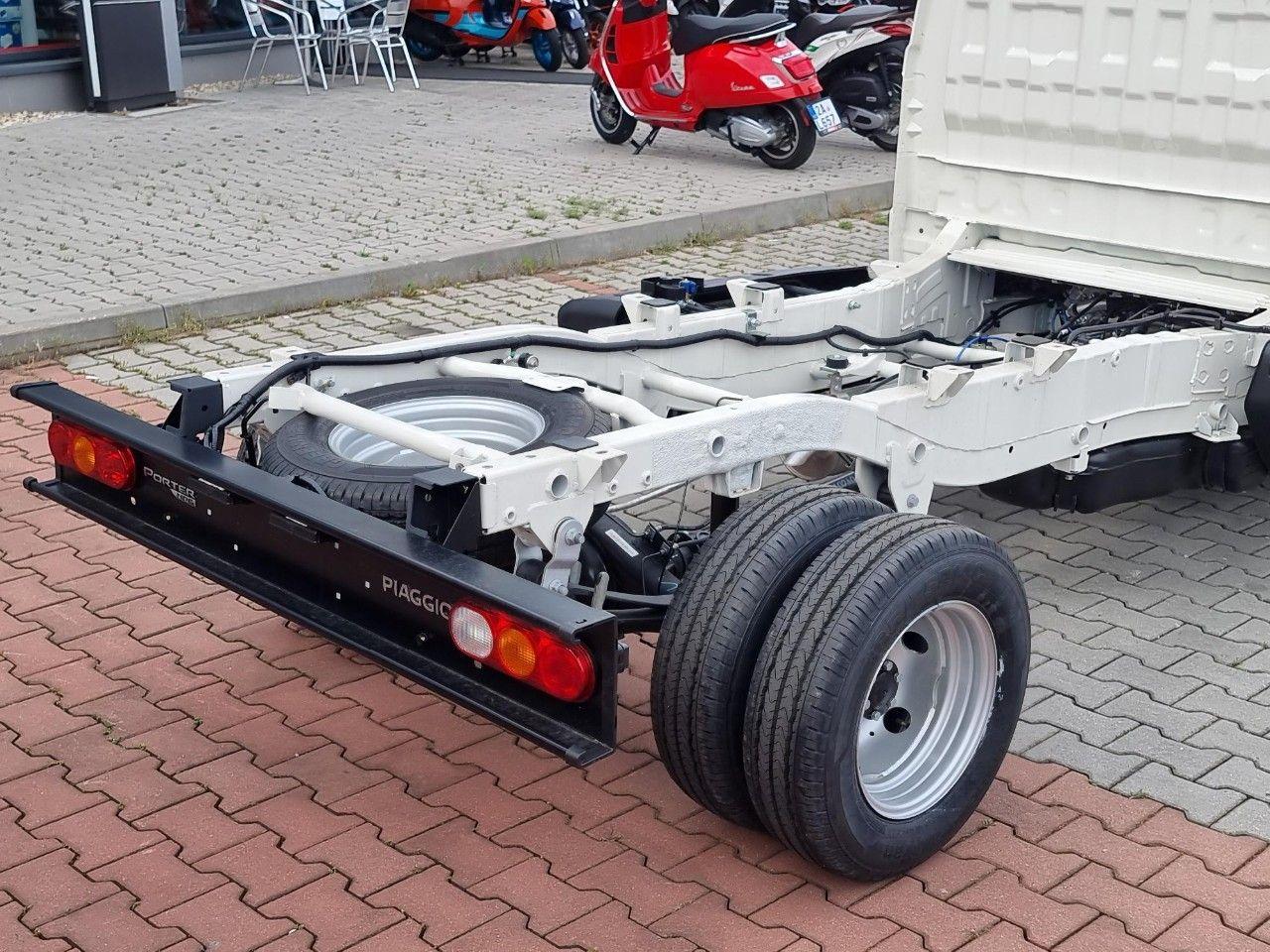 Piaggio Commercial Porter NP6 NP6 1.5 BA/LPG Podvozek/2 LR TOP *892*