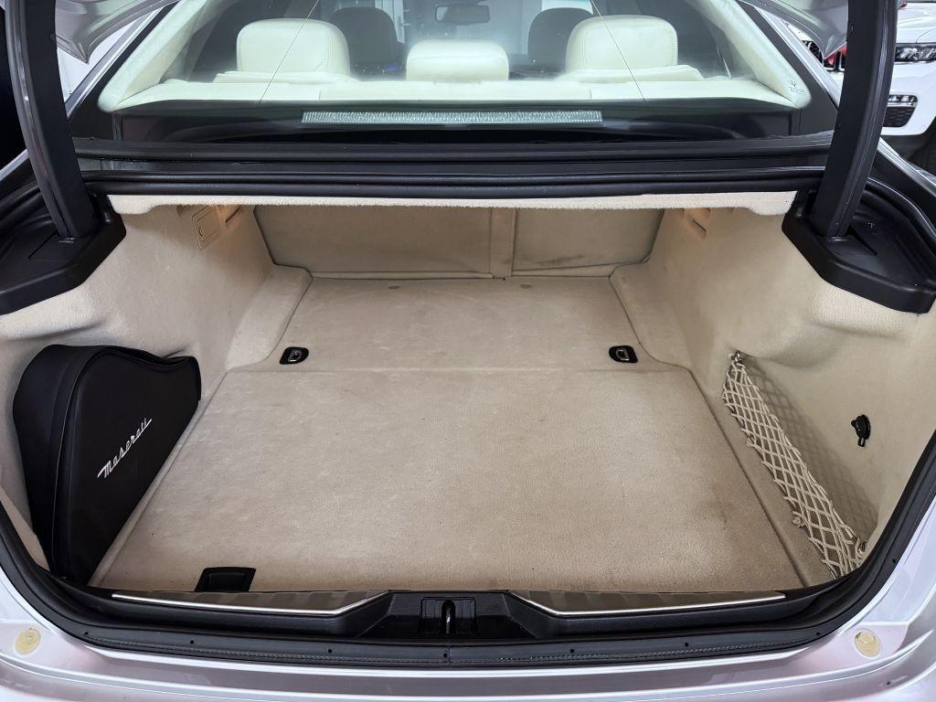 Maserati Quattroporte 3.0 diesel V6 275k AT8 ZF, reg. 06/2016