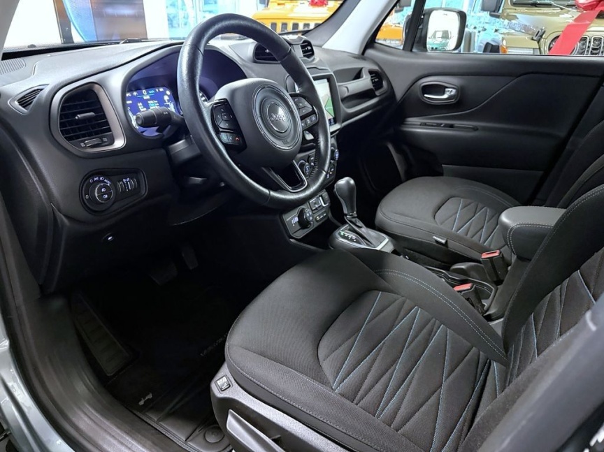Jeep Renegade 1.3 T Plug-in Hybrid 4xe AT6 Upland