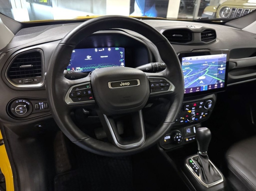 Jeep Renegade 1.3 T4 PHEV 240k AT 4x4 Trailhawk