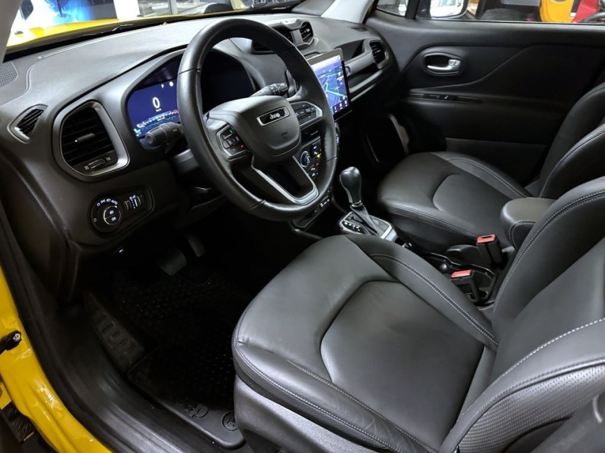 Jeep Renegade 1.3 T4 PHEV 240k AT 4x4 Trailhawk