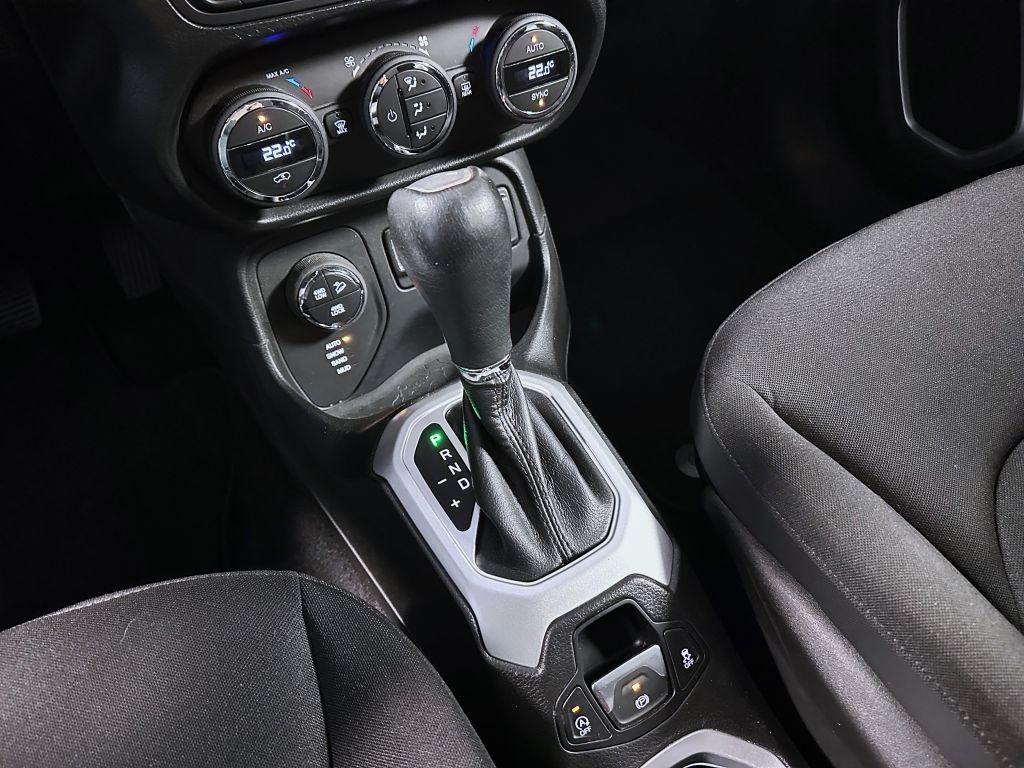 Jeep Renegade 2.0 JTDm 140k AT 4x4 Limited, reg. 06/2015