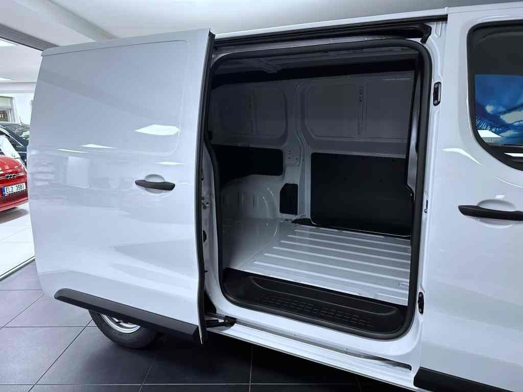 Fiat Professional Scudo 1.5 MTJ 120k 6M dodávka L2 std nosnost "895"