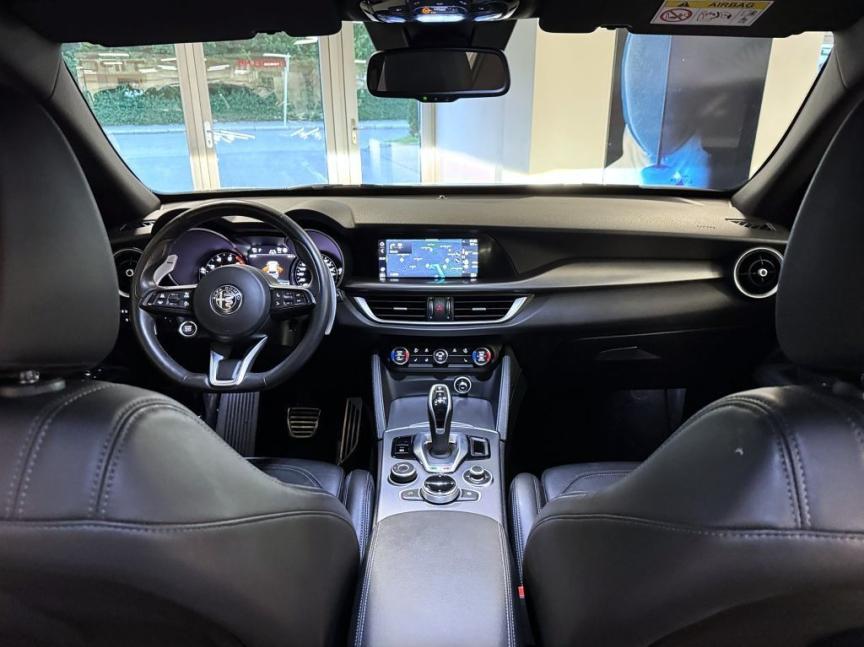 Alfa Romeo Stelvio 2.0 T 200k AT8 ZF Q4 4x4 Sprint