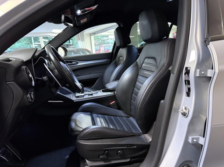 Alfa Romeo Stelvio 2.0 T 200k AT8 ZF Q4 4x4 Sprint