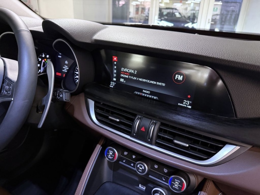 Alfa Romeo Stelvio 2.0 T 200k AT8 ZF Q4 4x4 Super