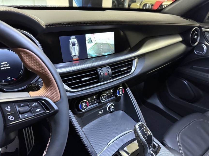 Alfa Romeo Stelvio 2.0 T 280k AT8 ZF Q4 4x4 Intensa *031*