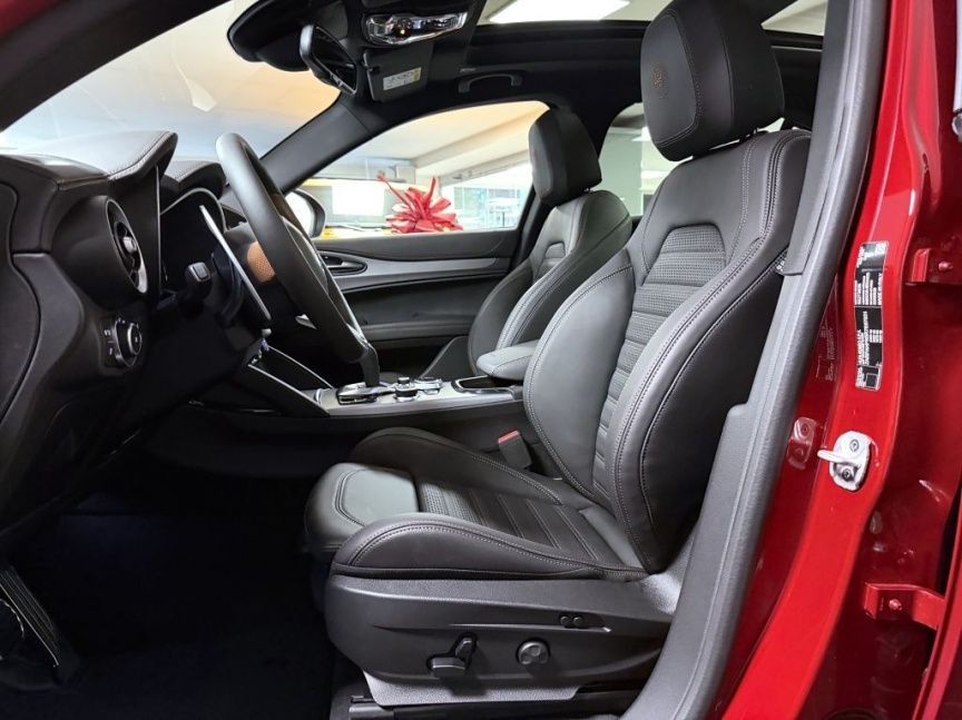 Alfa Romeo Stelvio 2.0 T 280k AT8 ZF Q4 4x4 Intensa *031*