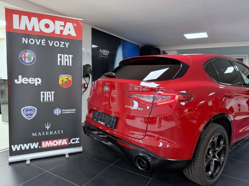 Alfa Romeo Stelvio 2.0 T 280k AT8 ZF Q4 4x4 Intensa *099*