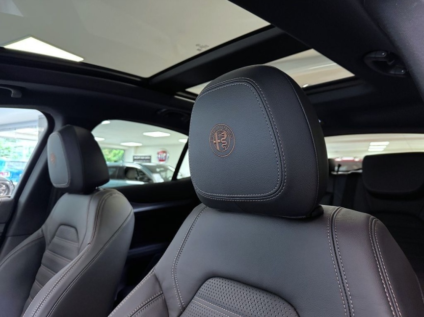 Alfa Romeo Stelvio 2.0 T 280k AT8 ZF Q4 4x4 Intensa *262 m*