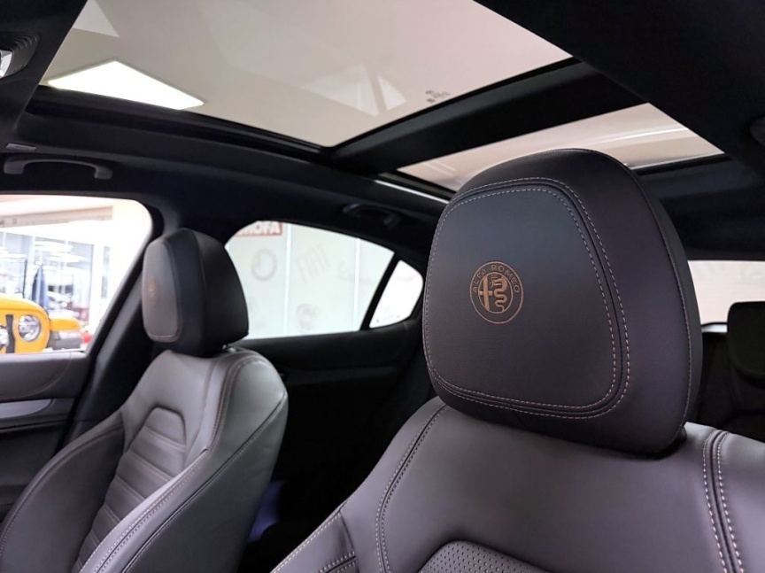 Alfa Romeo Stelvio 2.0 T 280k AT8 ZF Q4 4x4 Intensa *492*