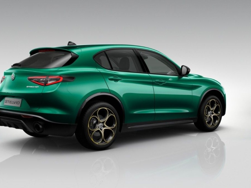 Alfa Romeo Stelvio 2.0 T 280k AT8 ZF Q4 4x4 Intensa *742*