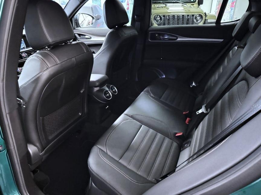 Alfa Romeo Stelvio 2.0 T 280k AT8 ZF Q4 4x4 Intensa *777* e