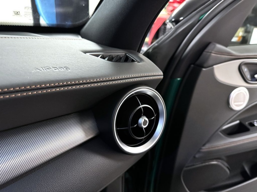 Alfa Romeo Stelvio 2.0 T 280k AT8 ZF Q4 4x4 Intensa *826*