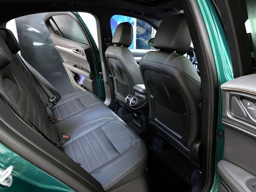 Alfa Romeo Stelvio 2.0 T 280k AT8 ZF Q4 4x4 Intensa *826*