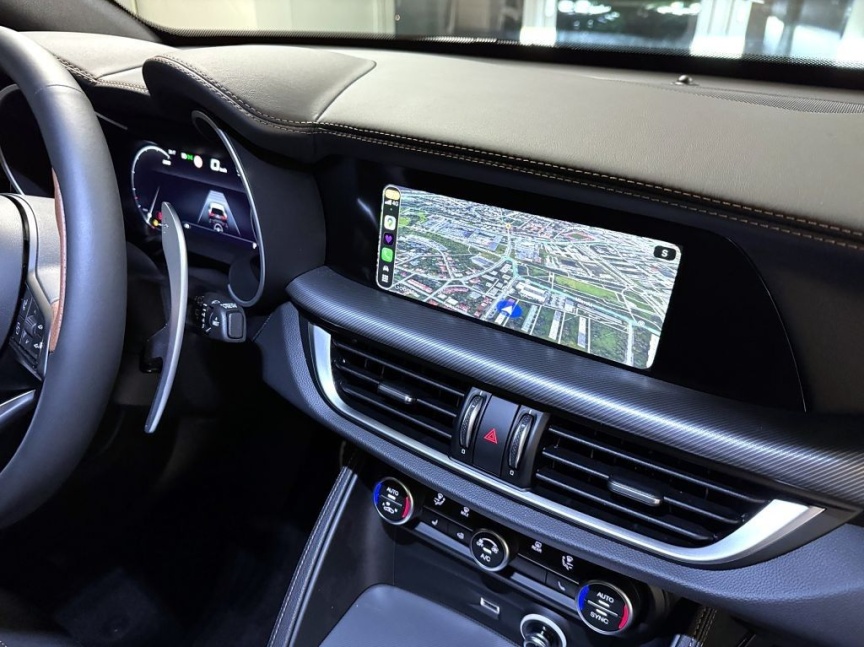 Alfa Romeo Stelvio 2.0 T 280k AT8 ZF Q4 4x4 Intensa *895*