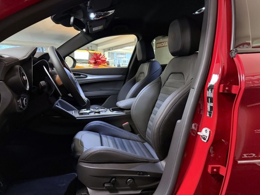 Alfa Romeo Stelvio 2.0 T 280k AT8 ZF Q4 4x4 Intensa *897 m*